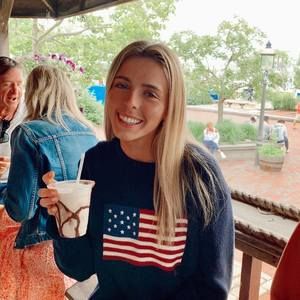 Meet your Posher, Emily